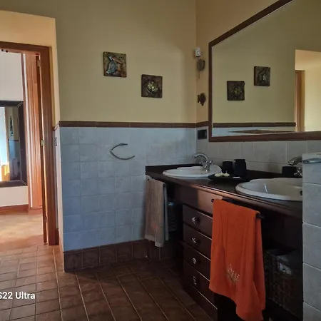 Сasa de vacaciones O Piñón